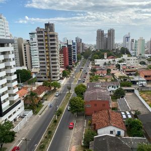 Apartamento com 109m², 3 dormitórios, 1 suíte, 2 vagas no San Pietro em Torres para Comprar