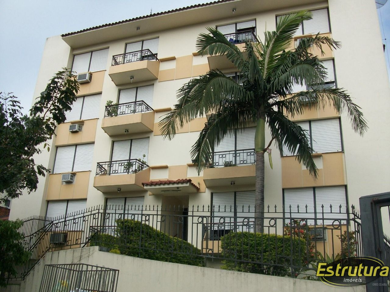 Apartamento com 3 Dormitórios à venda, 110 m² por R$ 437.000,00