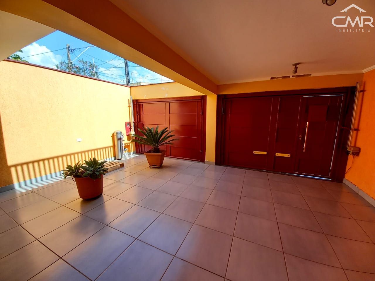 Casa à venda com 3 quartos, 179m² - Foto 3