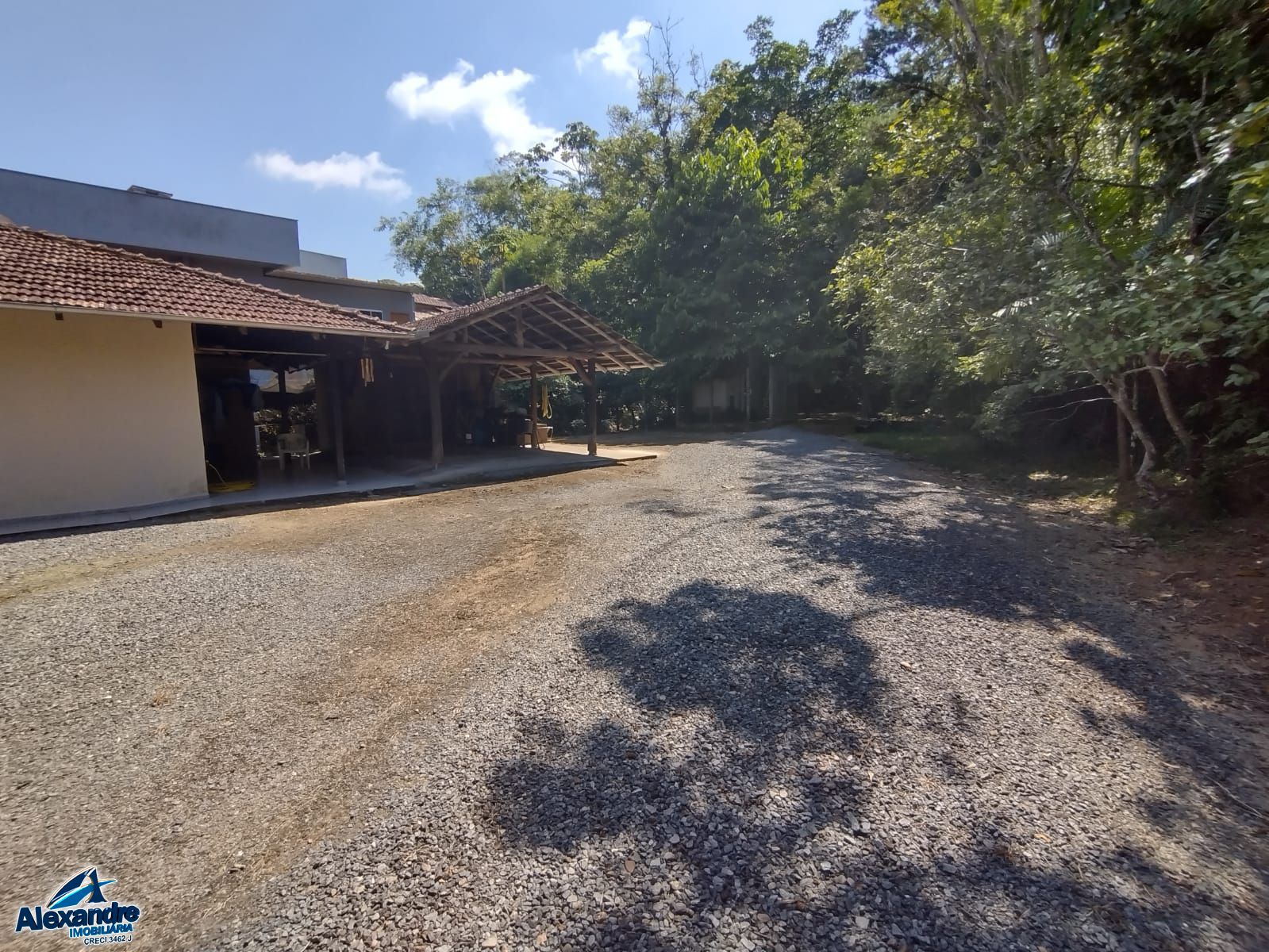 Sítio à venda com 5 quartos, 230m² - Foto 2