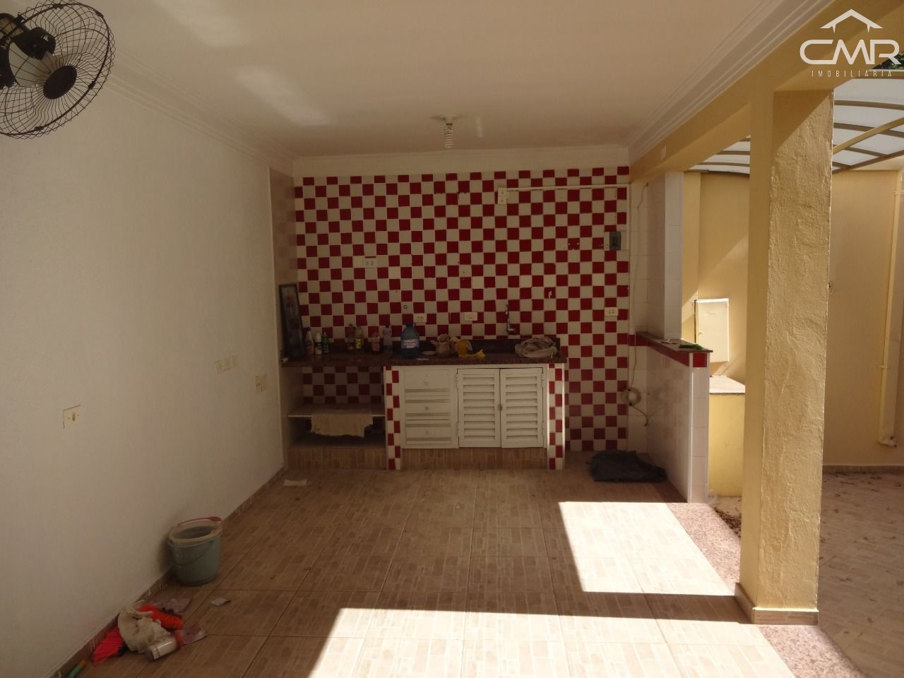 Casa à venda com 3 quartos, 219m² - Foto 8