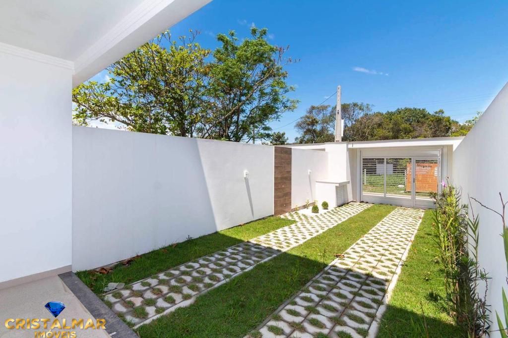 Casa à venda com 2 quartos, 100m² - Foto 2