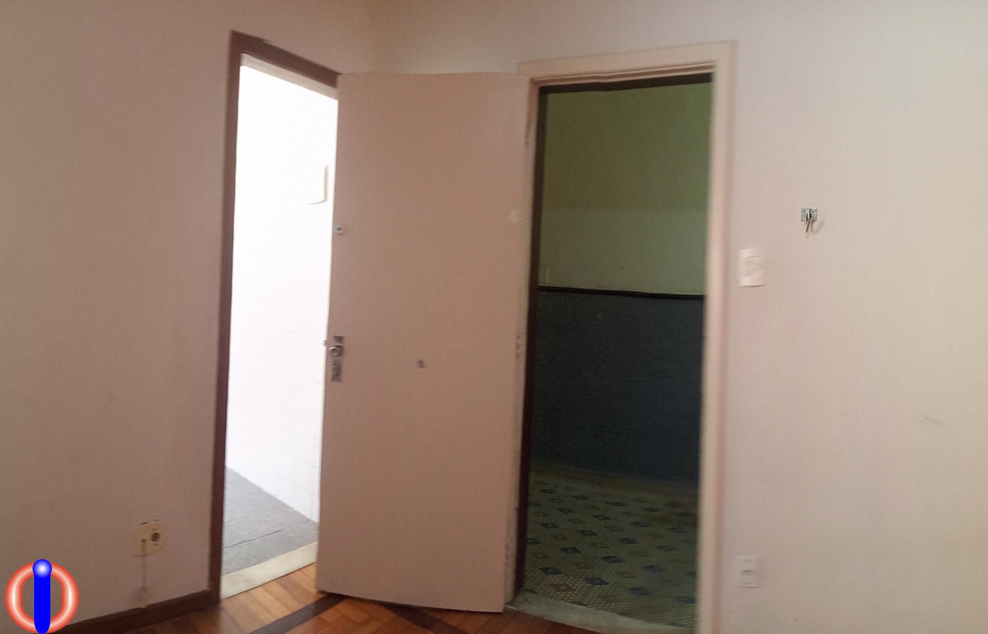 Casa à venda com 1 quarto, 60m² - Foto 19