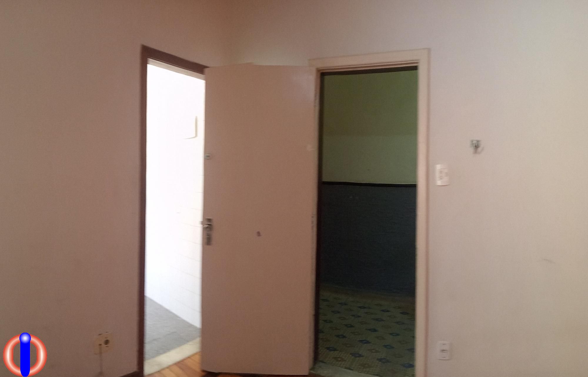 Casa à venda com 1 quarto, 60m² - Foto 18