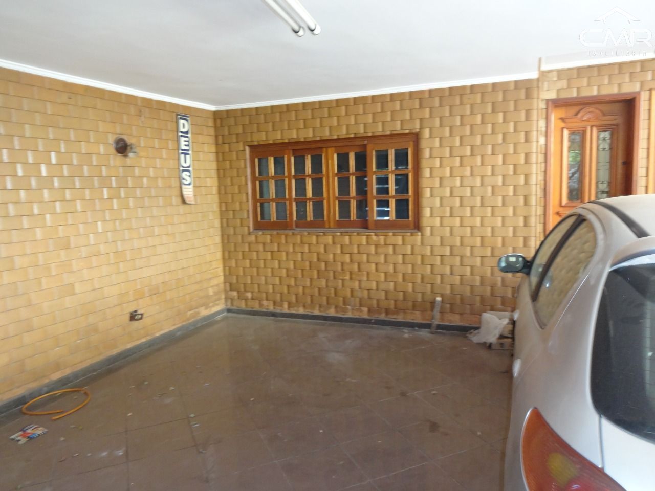 Casa à venda com 3 quartos, 219m² - Foto 3