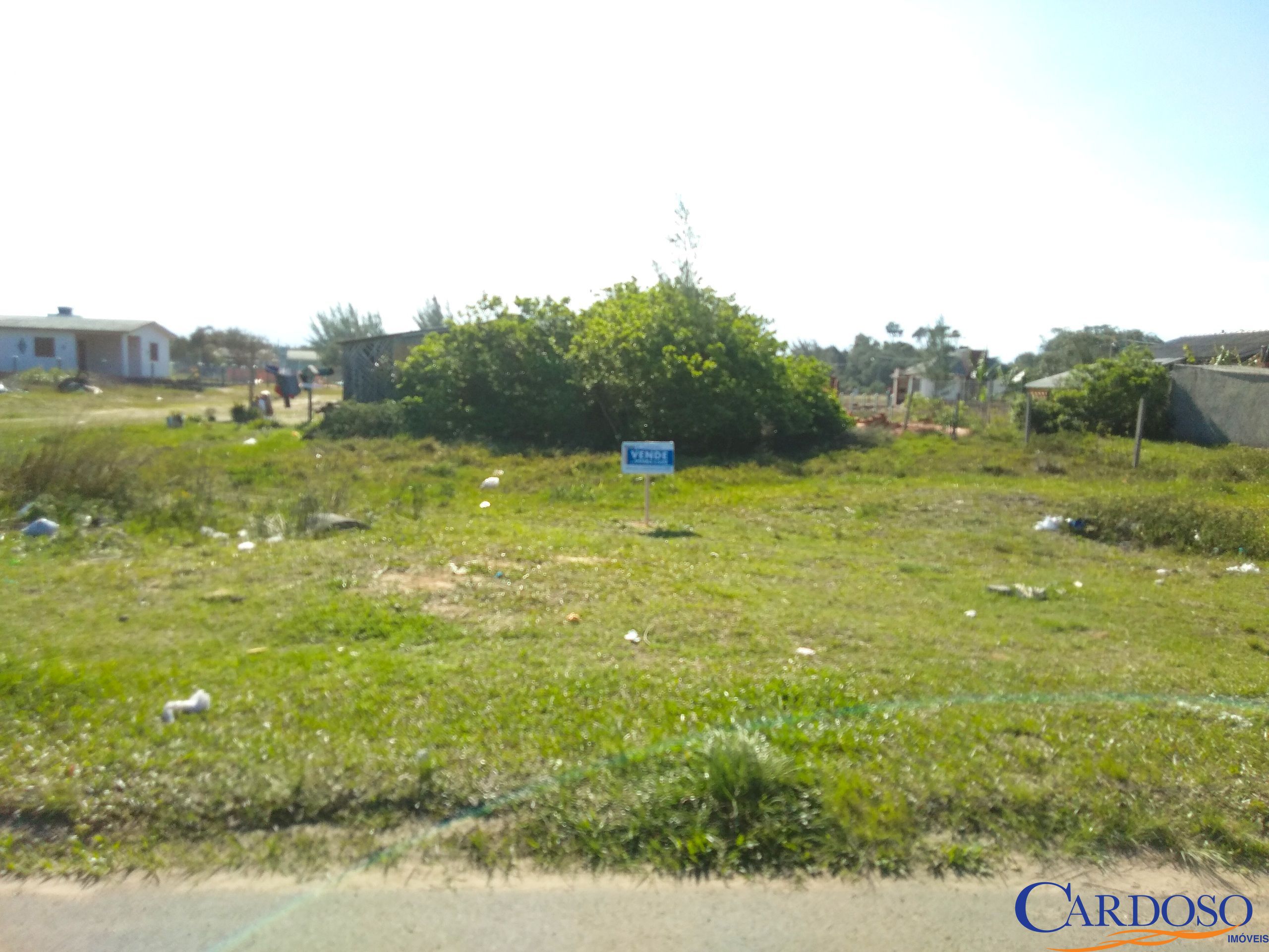 Terreno à venda com 3 quartos, 300m² - Foto 3