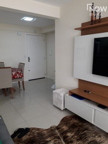 Apartamento à venda com 2 quartos, 73m² - Foto 4