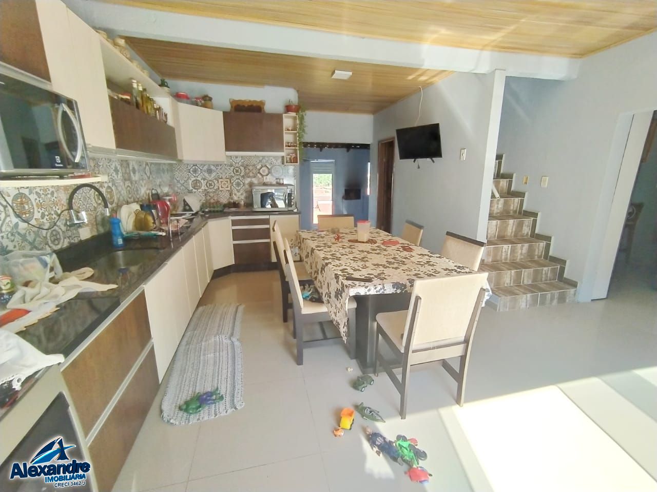 Casa à venda com 5 quartos, 200m² - Foto 6