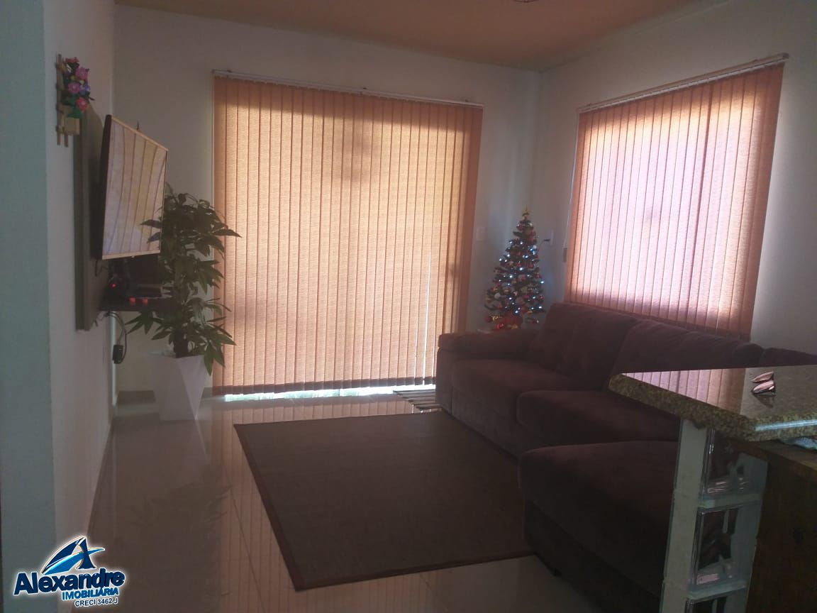 Casa à venda com 3 quartos, 95m² - Foto 2