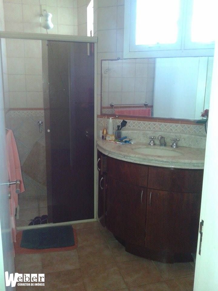 Casa à venda com 4 quartos, 275m² - Foto 28