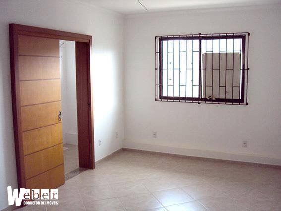 Apartamento à venda com 2 quartos, 82m² - Foto 4