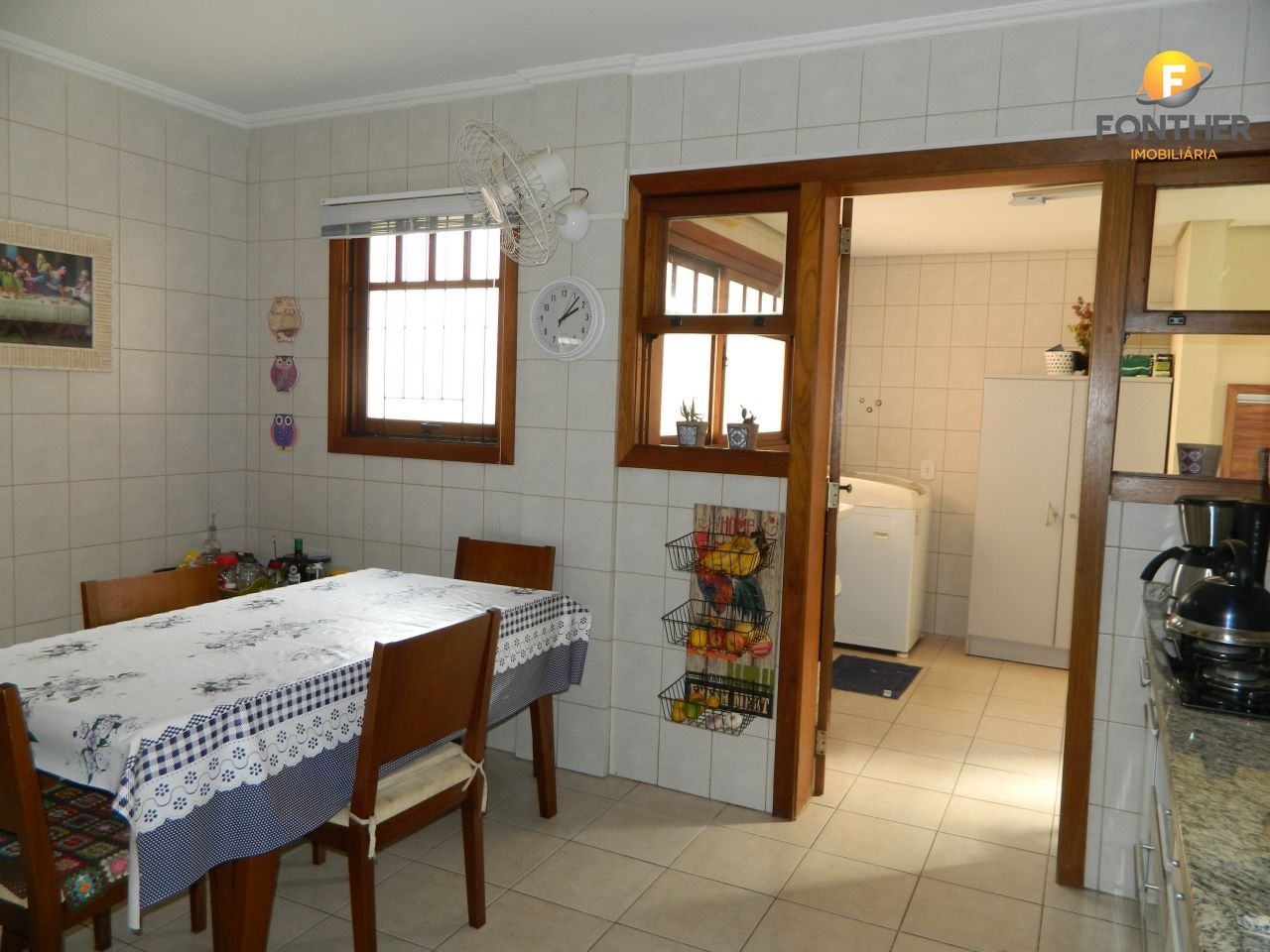 Apartamento à venda com 3 quartos, 162m² - Foto 4