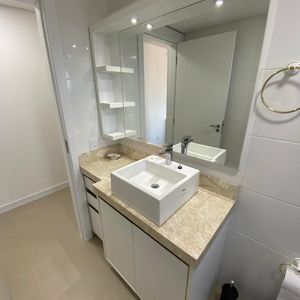 Apartamento com 109m², 3 dormitórios, 1 suíte, 2 vagas no San Pietro em Torres para Comprar