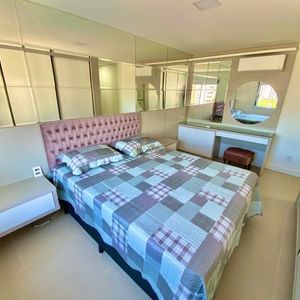 Apartamento com 109m², 3 dormitórios, 1 suíte, 2 vagas no San Pietro em Torres para Comprar