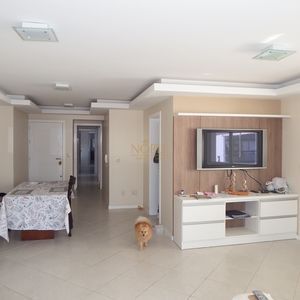 Apartamento com 125m², 3 dormitórios, 1 suíte, 2 vagas no Elegance em Torres para Comprar