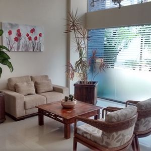 Apartamento com 125m², 3 dormitórios, 1 suíte, 2 vagas no Elegance em Torres para Comprar