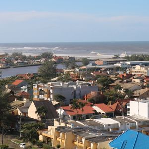 Apartamento com 109m², 3 dormitórios, 1 suíte, 1 vaga no Porto Bello em Torres para Comprar