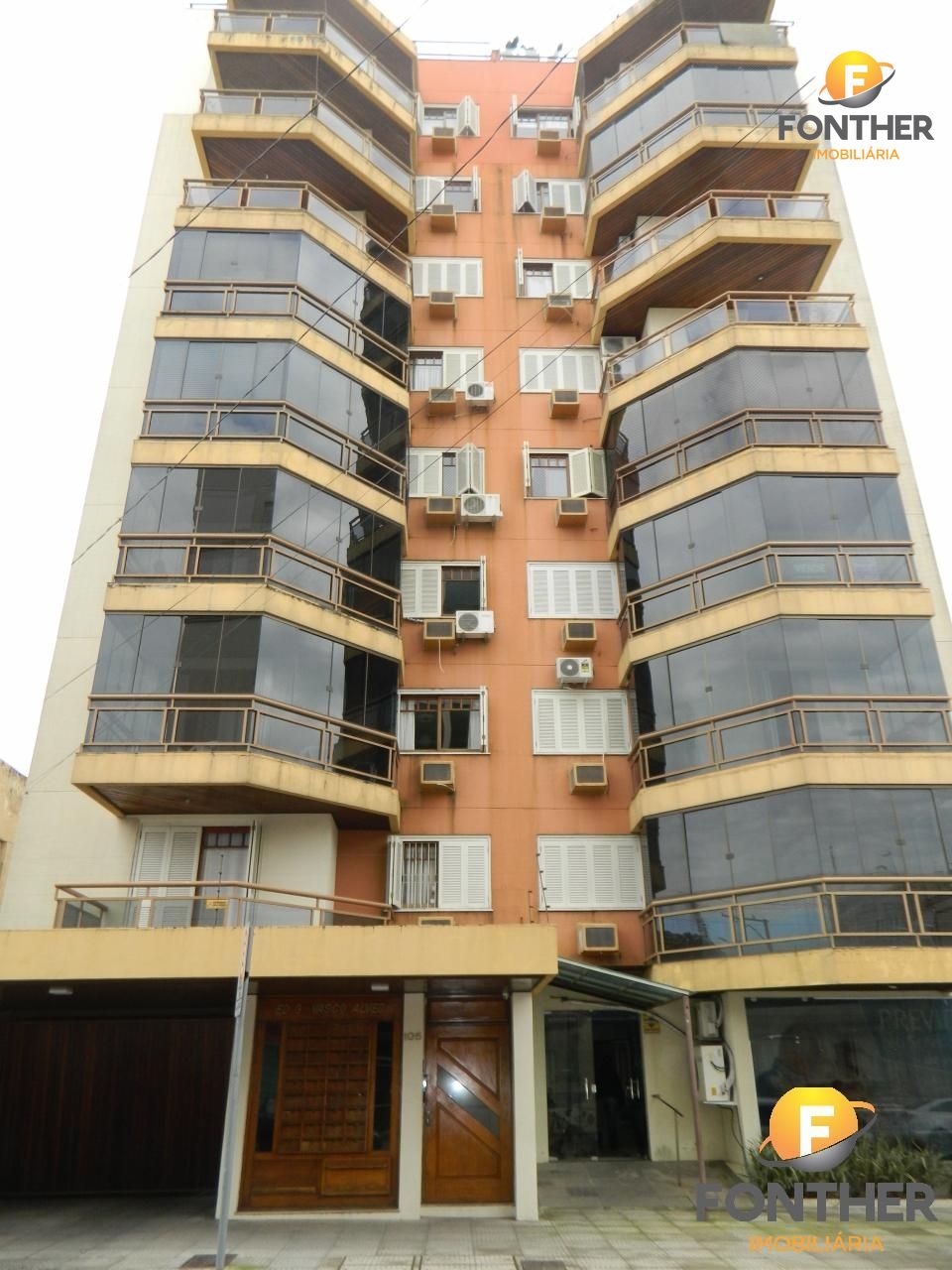 Apartamento à venda com 3 quartos, 162m² - Foto 1