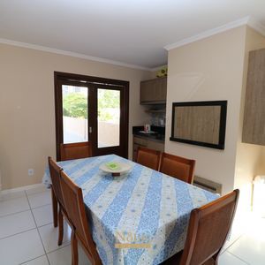 Apartamento com 208m², 2 dormitórios, 2 suítes, 2 vagas no San Diego em Torres para Comprar