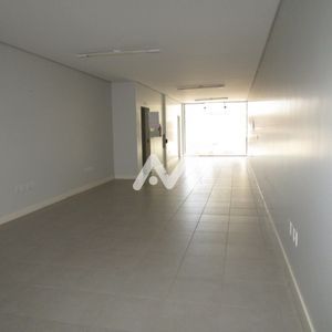 Sala Comercial com 81m² no bairro Centro em Lajeado para Comprar