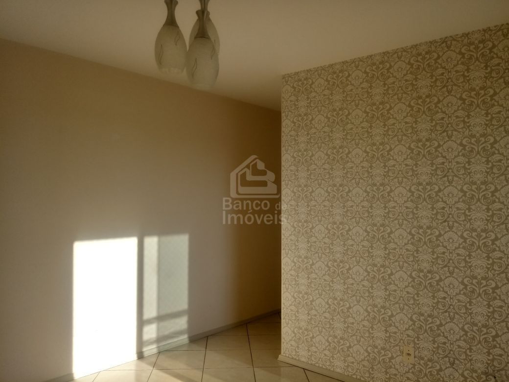 Apartamento à venda com 3 quartos, 80m² - Foto 4