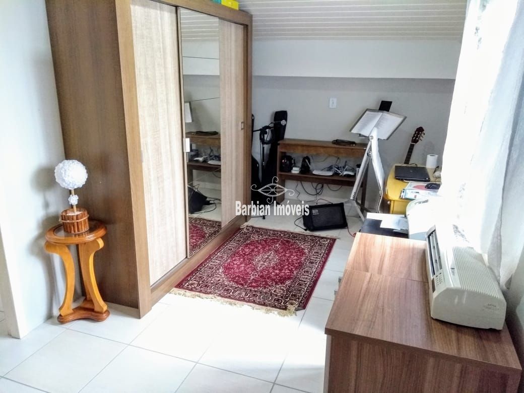 Casa à venda com 3 quartos, 220m² - Foto 17