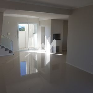 Sobrado com 142m² e 3 dormitórios no bairro Universitário em Lajeado para Comprar