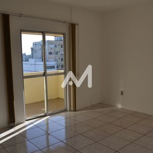 Apartamento com 60m² e 1 dormitório no bairro Centro em Lajeado para Comprar