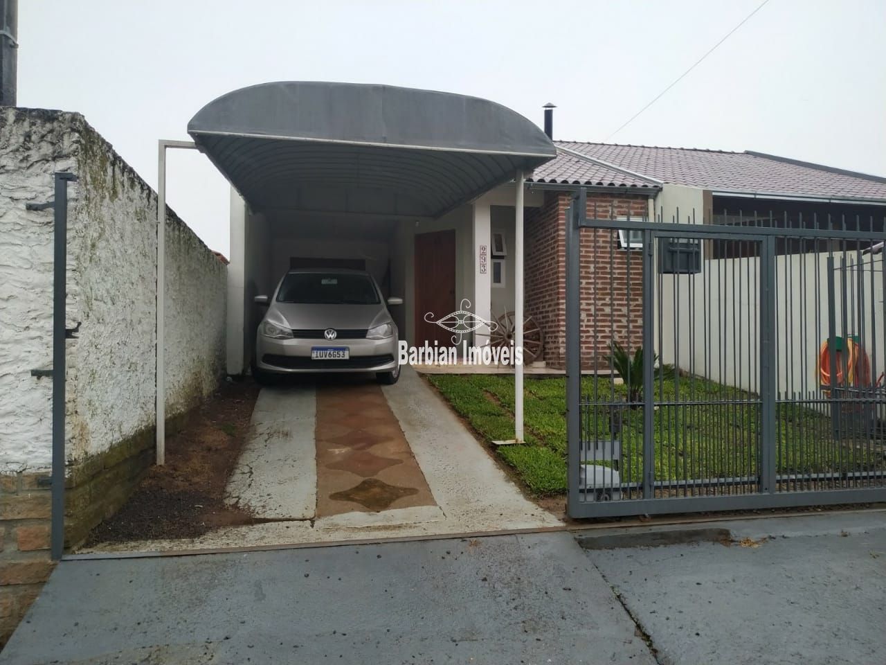 Casa à venda  no Linha Santa Cruz - Santa Cruz do Sul, RS. Imóveis