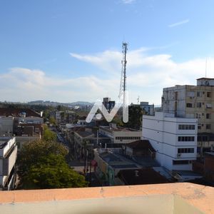Apartamento com 60m² e 1 dormitório no bairro Centro em Lajeado para Comprar