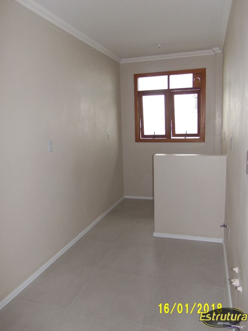 Apartamento com 2 Dormitórios à venda, 62 m² por R$ 320.000,00