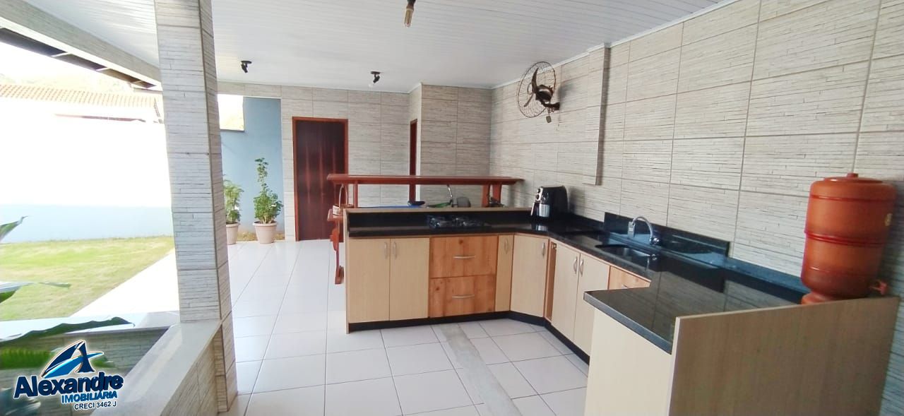 Casa à venda com 3 quartos, 180m² - Foto 21