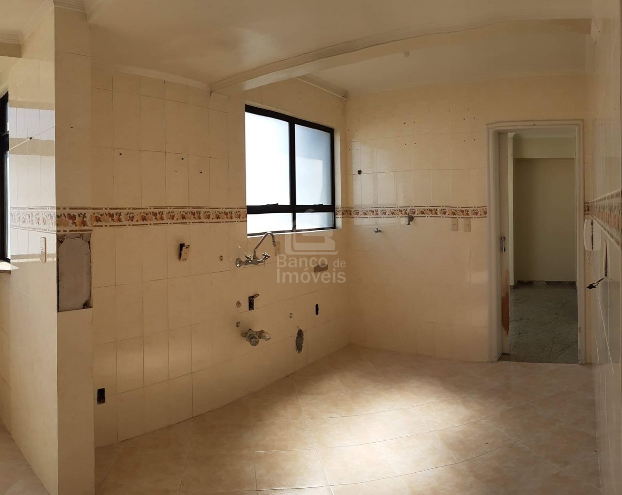 Apartamento à venda com 5 quartos, 342m² - Foto 13