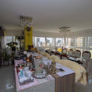 Apartamento com 130m², 3 dormitórios, 2 vagas no Caravaggio em Torres para Comprar