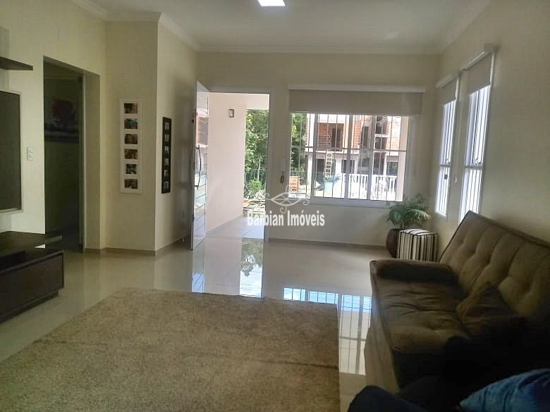 Casa à venda com 3 quartos, 200m² - Foto 13