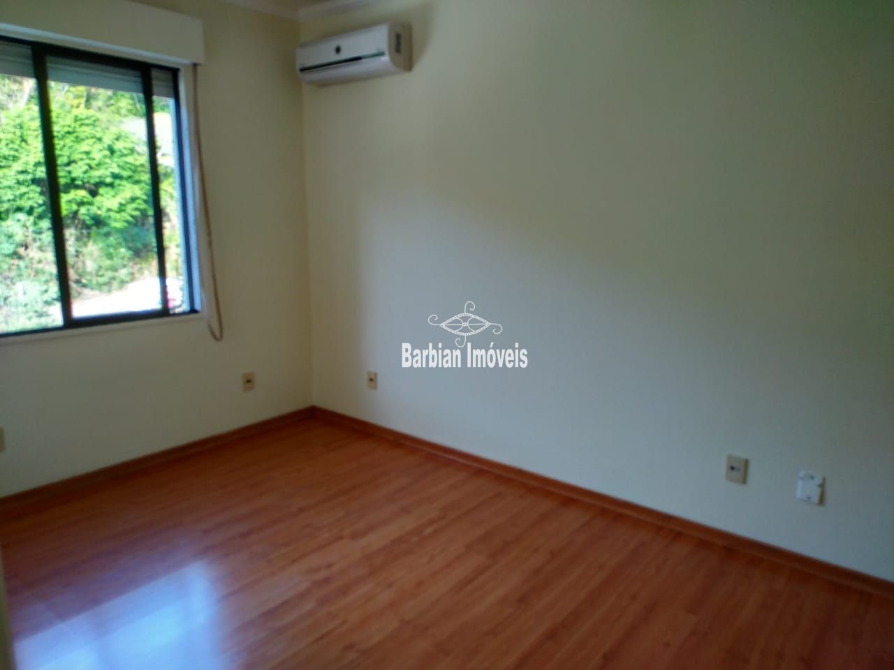 Apartamento à venda com 3 quartos, 137m² - Foto 11