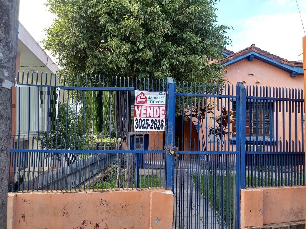 Casa  venda  no Nossa Senhora de Ftima - Santa Maria, RS. Imveis