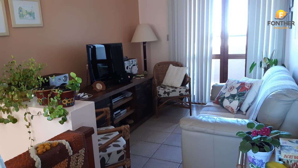 Apartamento à venda com 3 quartos, 132m² - Foto 2