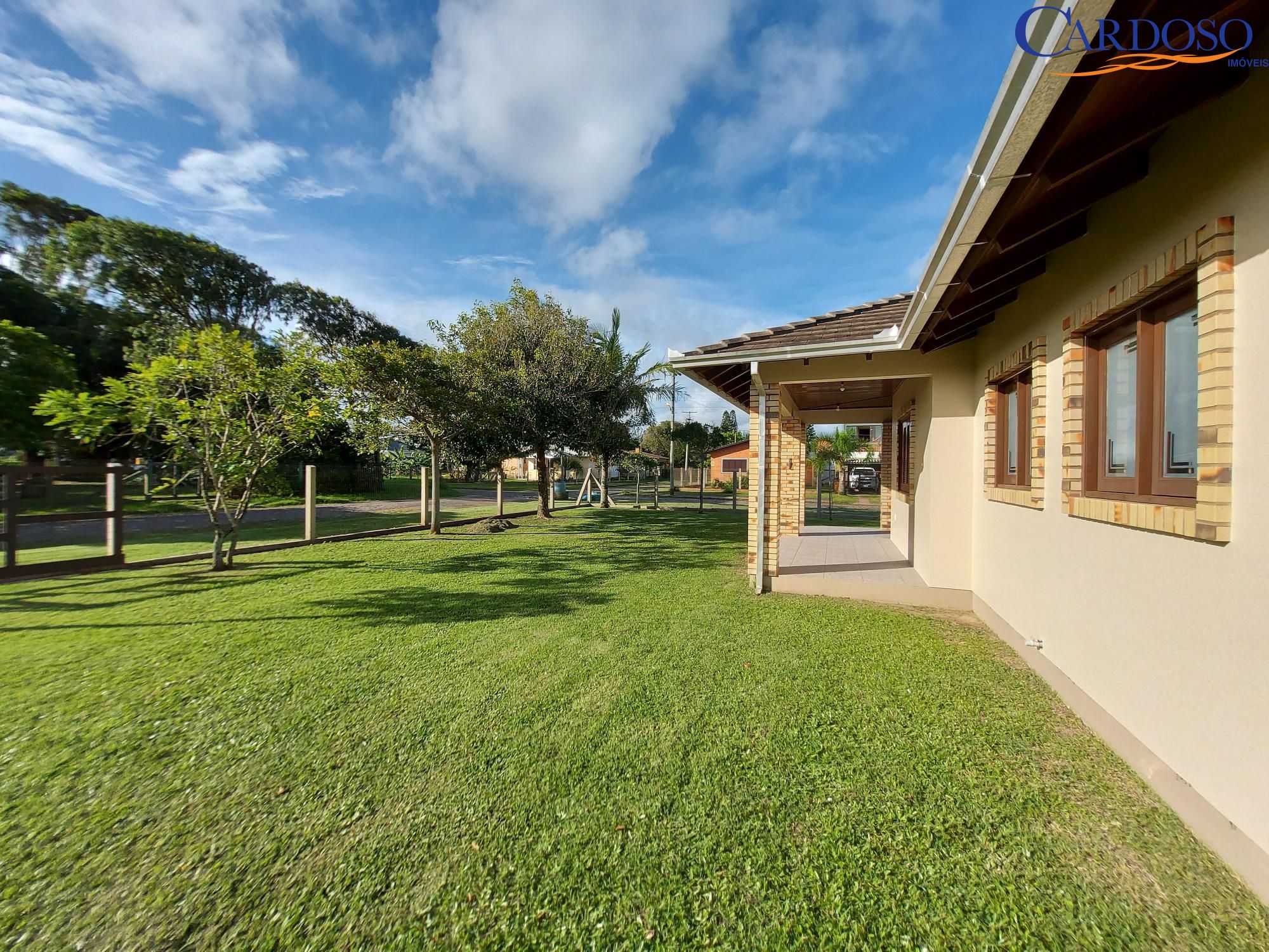 Casa à venda com 3 quartos, 150m² - Foto 16