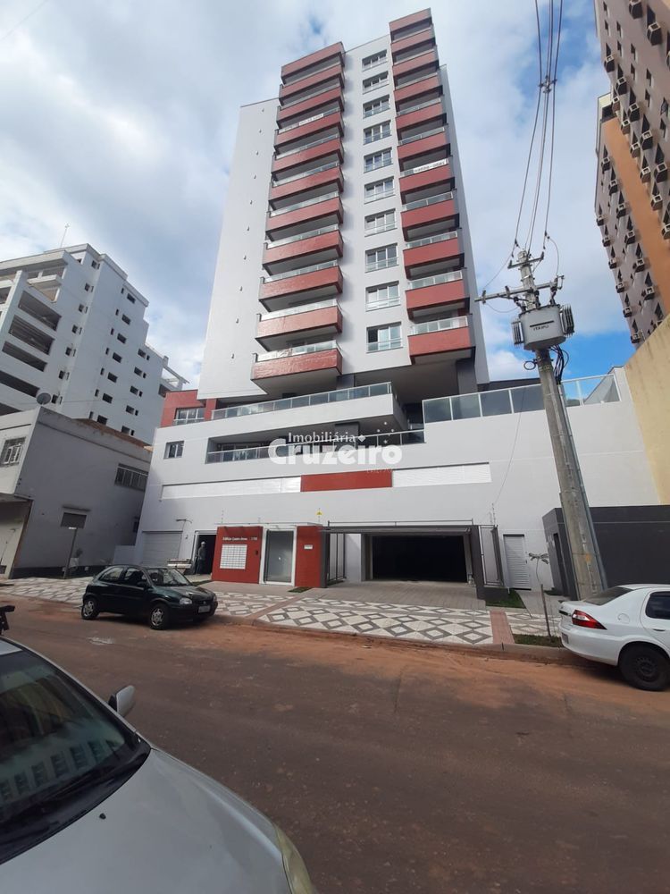 Apartamento à venda com 99m² na Rua Farrapos, Nossa Senhora Medianeira em Santa  Maria, RS