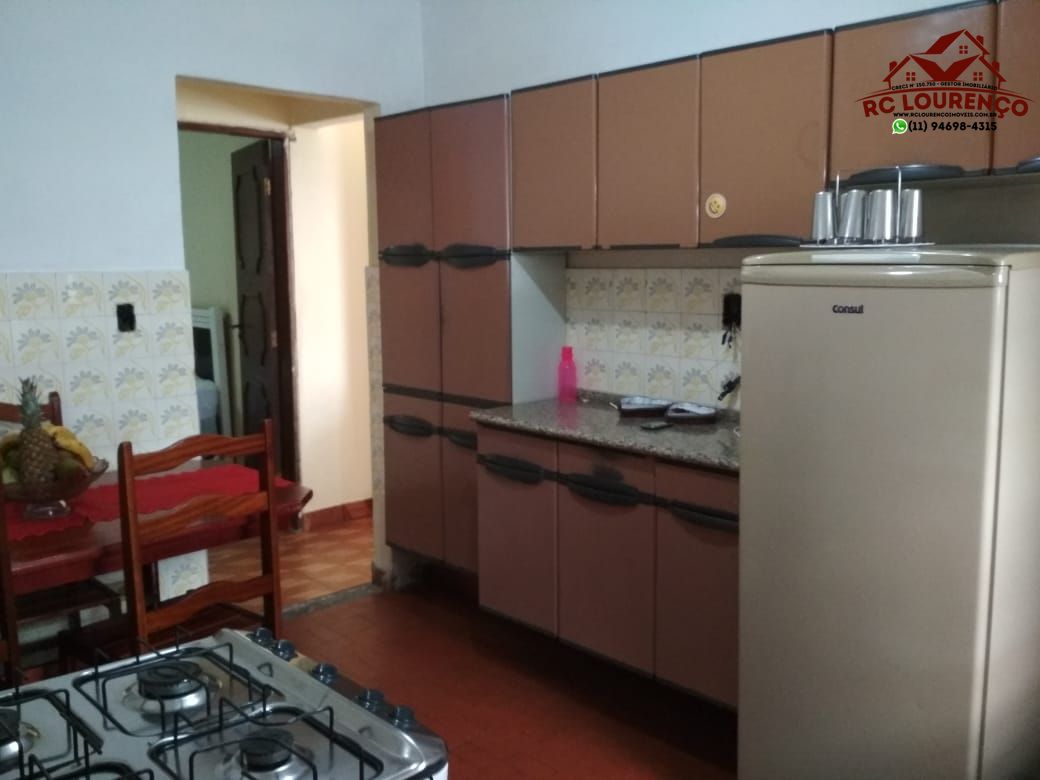 Casa à venda com 2 quartos, 208m² - Foto 3