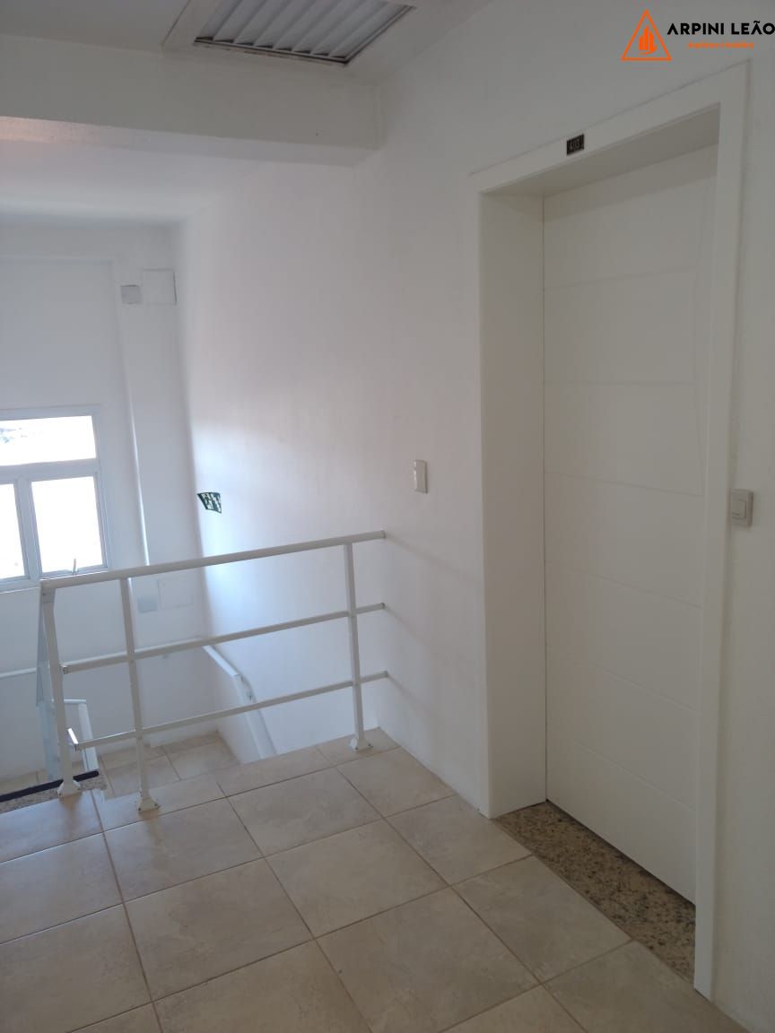 Apartamento com 1 Dormitórios à venda, 60 m² por R$ 350.000,00