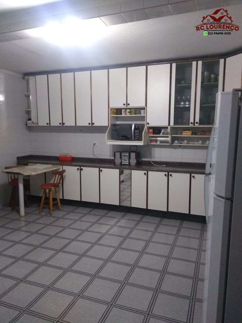 Sobrado, 3 quartos, 188 m² - Foto 2