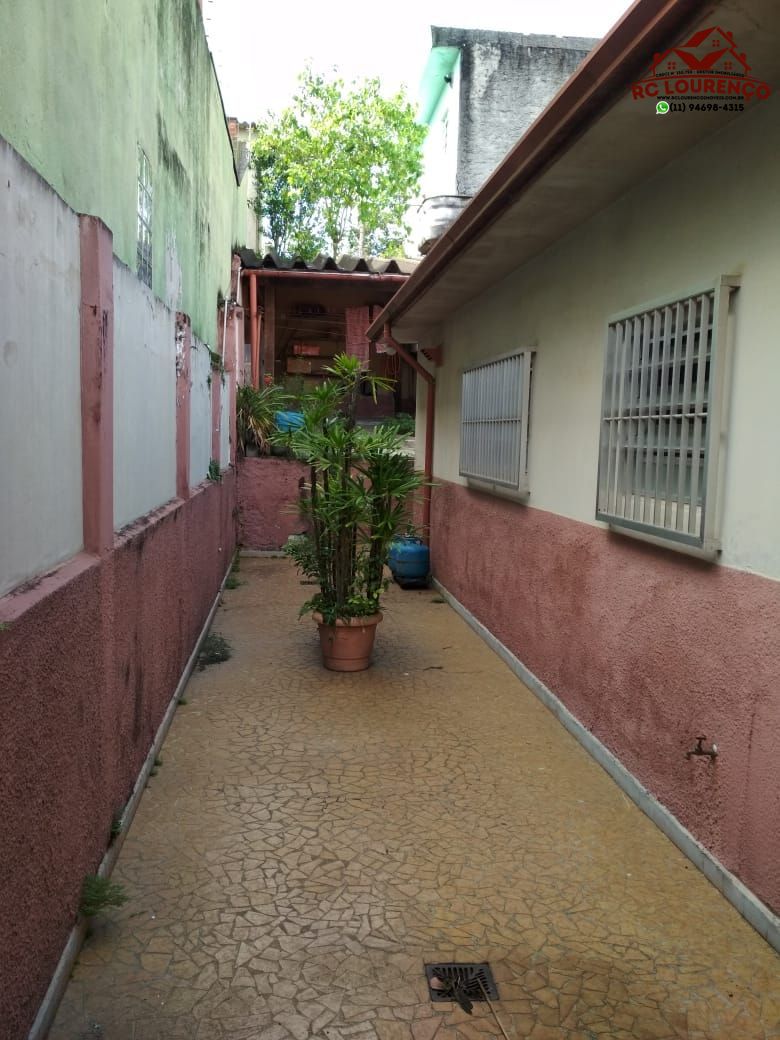 Casa à venda com 2 quartos, 250m² - Foto 17