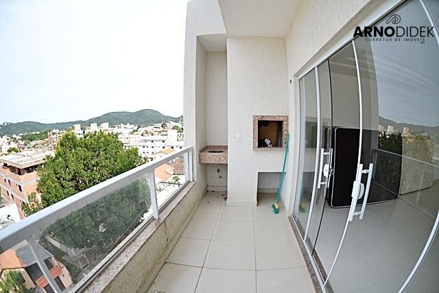 Apartamento à venda com 3 quartos, 110m² - Foto 10