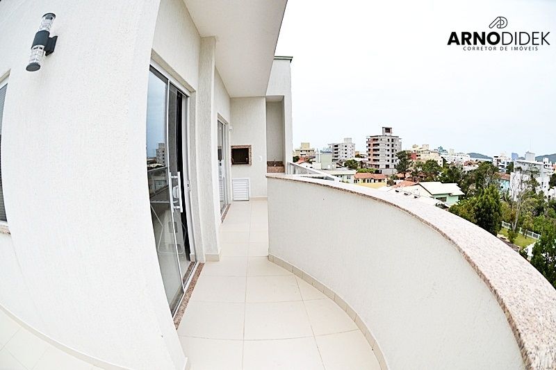 Apartamento à venda com 3 quartos, 110m² - Foto 22