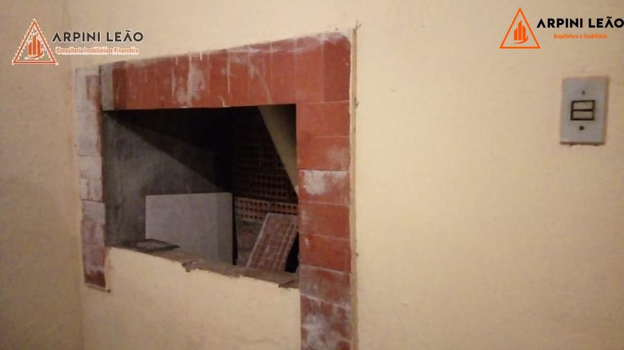 Casa à venda com 2 quartos, 90m² - Foto 3