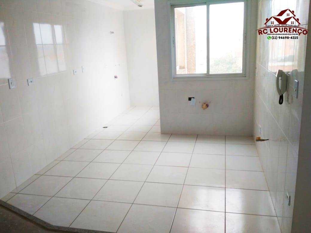 Apartamento à venda com 2 quartos, 84m² - Foto 3