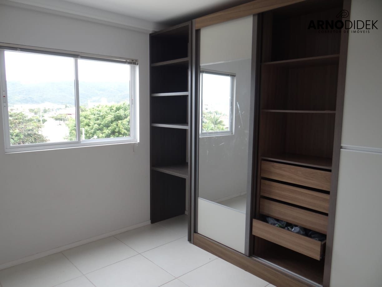 Apartamento à venda com 3 quartos, 96m² - Foto 5