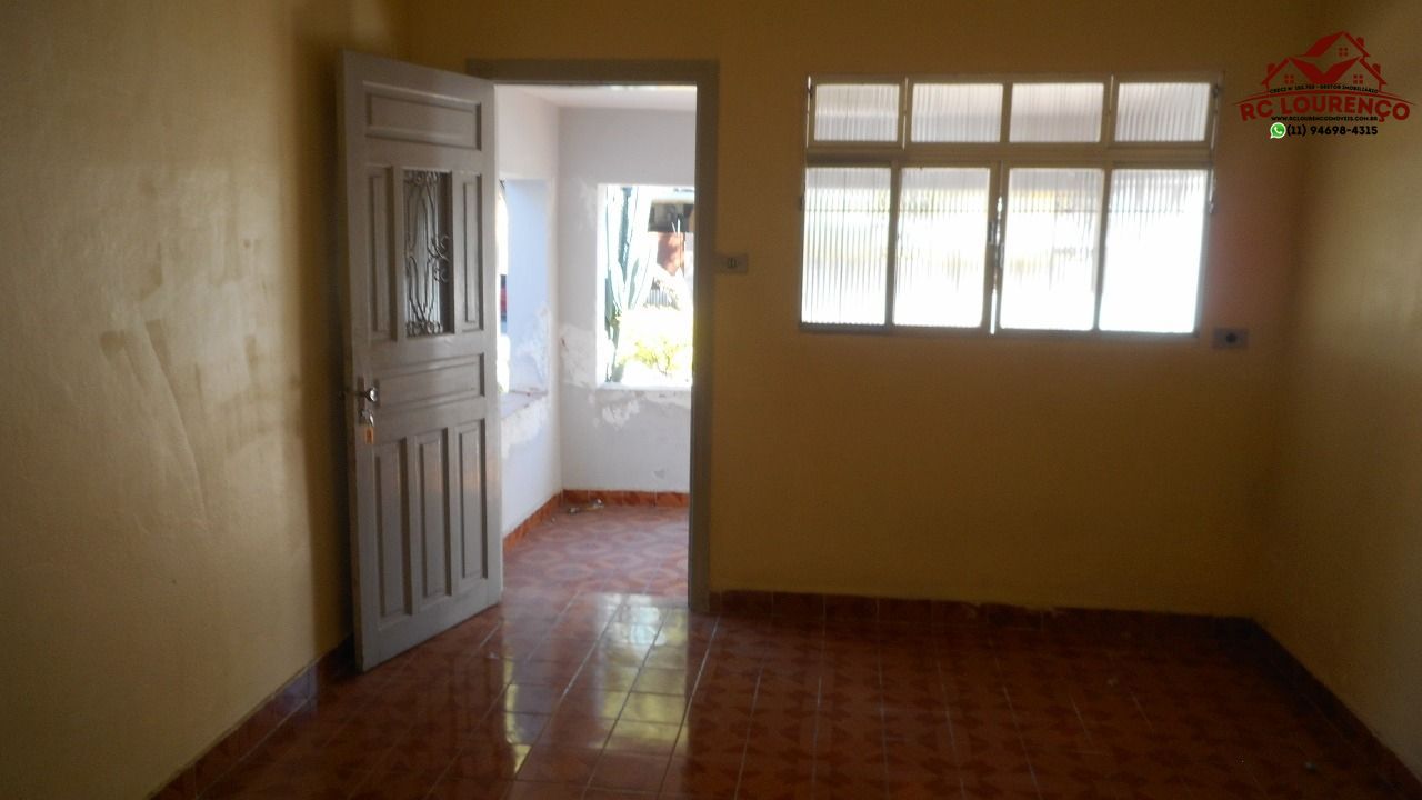 Casa à venda com 2 quartos, 400m² - Foto 17